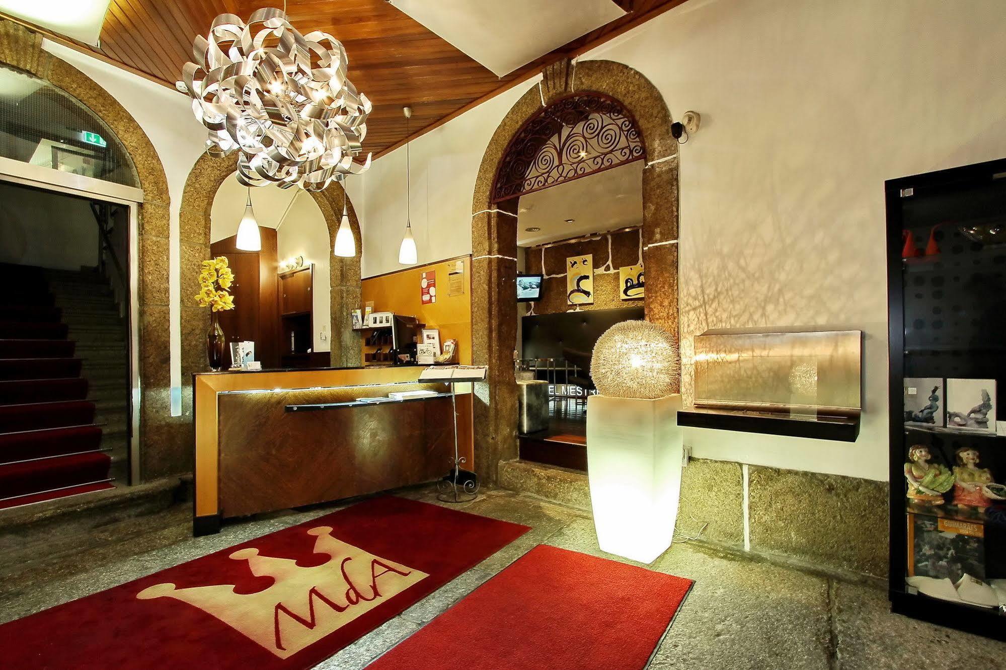 Hotel Mestre De Avis Гімарайнш Екстер'єр фото